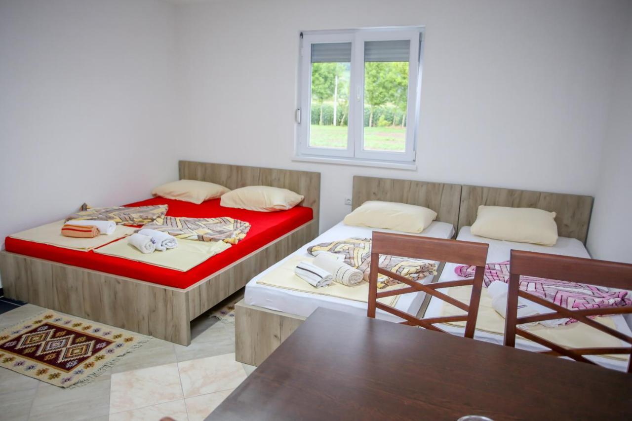 Apartments River Una 4 Бихач Экстерьер фото